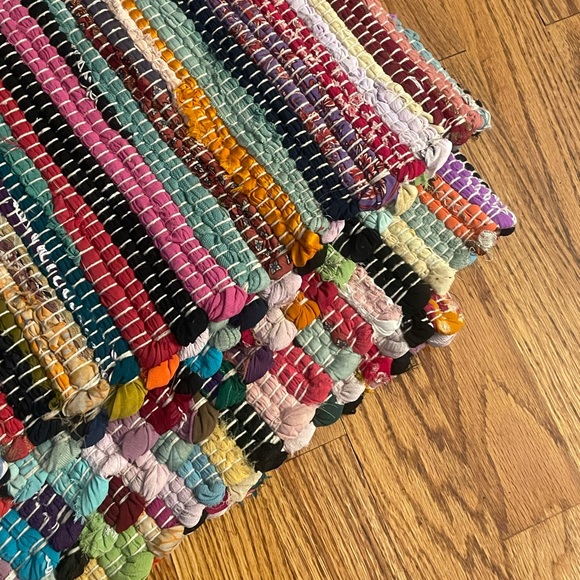 Handwoven Chindi Rug - Picture 5 of 10